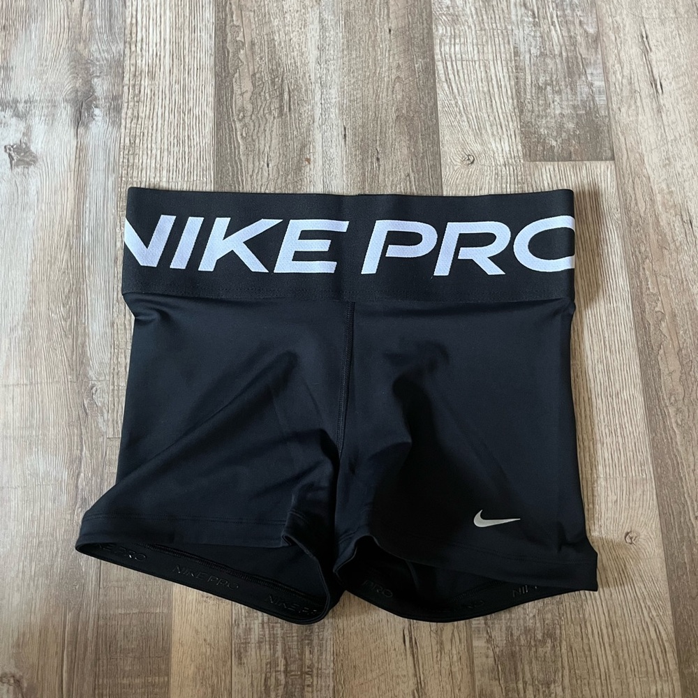 LARGE NEW NIKE PROS